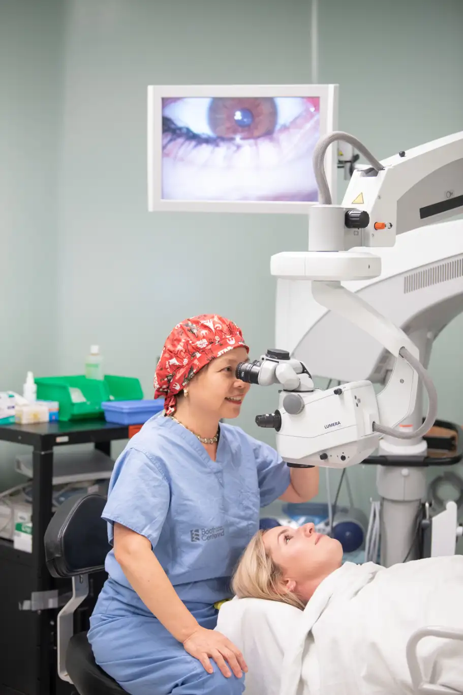 Doctor examines patients eyes